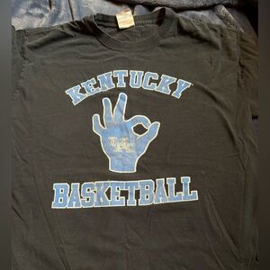 Kentucky Basketball Graphic Tee
